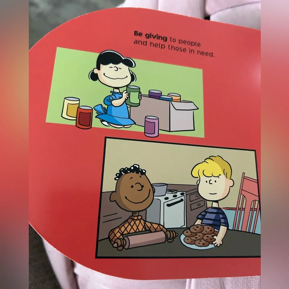 Peanuts Book - Picture 4 of 5